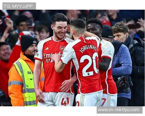 英超三强争夺单赛季巴西前锋进球王曼联领先利物浦阿森纳竞争激烈