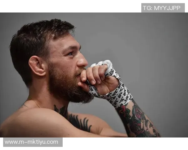 布洛克莱斯纳与康纳的巅峰对决谁能称霸格斗界的传奇之战